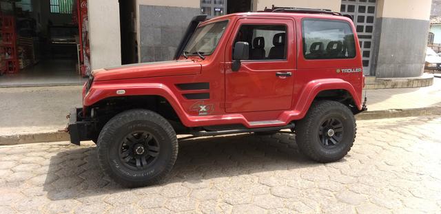 Troller T4 3.0 2010 vendo ou troco em carro de menor valor - Foto 3