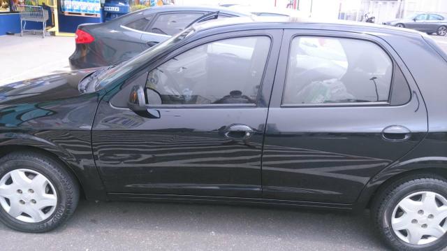 Vendo Celta Spirit/LT 1.0 - Flex 4 portas ano 2012 - Único dono - Foto 6