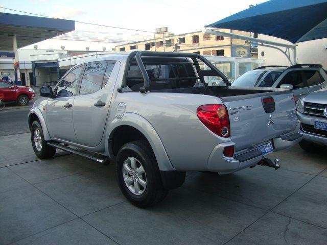 MITSUBISHI L200 TRITON 2013/2014 2.4 HLS 4X2 CD 16V FLEX 4P MANUAL - Foto 4