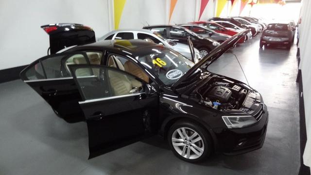 Volkswagen Jetta 2.0 TSI Highline DSG - Foto 18