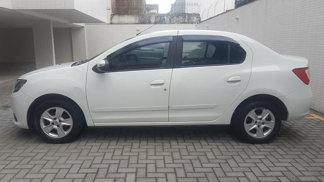 Renault Logan 1.6 Dynamique 2015 - Foto 4