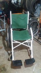 Título do anúncio: Venda de cadeiras de rodas usadas revisadas 