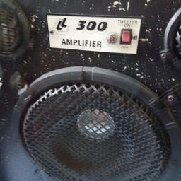 Título do anúncio: Amplificador LL300 para mic, guitarra, baixo ou auxiliar.