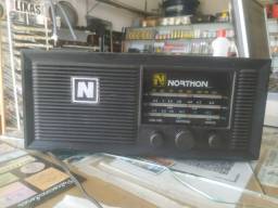 Título do anúncio: Rádio antigo Norton funcionando