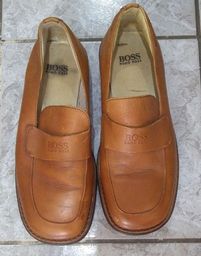 Título do anúncio: sapato de couro legítimo Hugo Boss 
