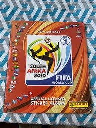 Título do anúncio: Álbum de figurinhas COMPLETO - Copa do Mundo de 2010