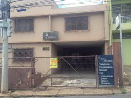 Título do anúncio: Casa com 9 quarto(s) no bairro Centro em Cuiabá - MT