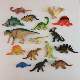 Título do anúncio: Lote Miniaturas Dinossauros - 16 Itens