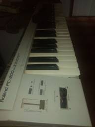 Título do anúncio: Midi Keyboard Controller Roland PC-2000 Mk 