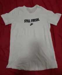 camiseta nike still fresh