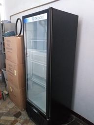 Título do anúncio: Refrigerador Expositor de  bebidas Geladeira expositora Gptu 40 