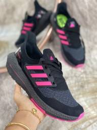 Título do anúncio: Tênis adidas Black Pink 