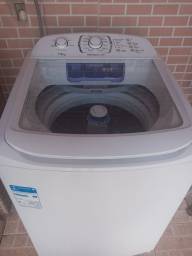 Título do anúncio: Vendo máquina de lavar Eletrolux 13 Kg R$ 1300
