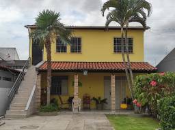 Título do anúncio: Casa de Andar nos Capuchinhos / Locação Residencial e Comercial