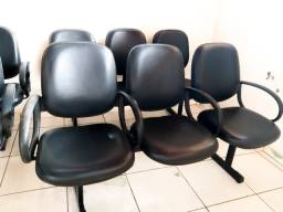 Título do anúncio: Conjunto 3 cadeiras tipo longarinas. faço entrega em São Luís