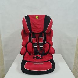 Título do anúncio: Cadeira Infantil Ferrari Red Beline Vermelha/Preta para automóvel 