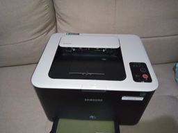 Título do anúncio: Impressora Laser Colorida Samsung CLP-325 