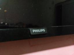 Título do anúncio: Vendo TV Philips 43 Polegadas, para consertar ou retirar as peças