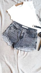 Título do anúncio: Short jeans Rosa Chá 38/40 
