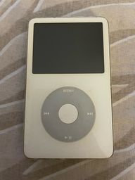 Título do anúncio: iPod Classic 80GB Branco