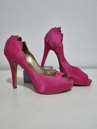 Título do anúncio: Sapato Rosa pink 36 e 37