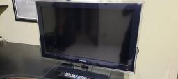 Título do anúncio: TV Samsung LCD - 32 Polegadas (usada)