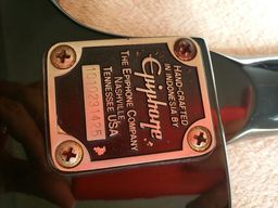 Título do anúncio: Guitarra Epiphone Les Paul