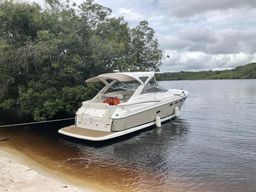 Regal 4060 Sport Yacht Diesel - 2010