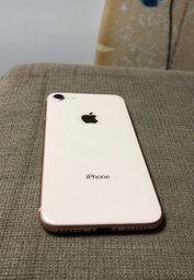 Título do anúncio: iPhone 8 de 64g muito novo!!