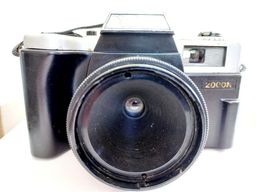 Título do anúncio: Máquina fotográfica yashica analógica 2000N funcionando.