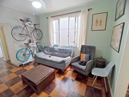 Título do anúncio: Apartamento 2 quartos, com sacada em andar alto na Cidade Baixa em Porto Alegre
