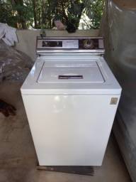 Título do anúncio: Máquina de Lavar Brastemp Antiga 220V - Sem Uso