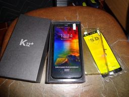 Título do anúncio:  Smartphone LG K12+ completo, seminovo com acessórios. TOP!