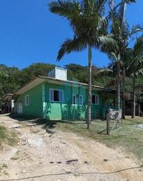 Título do anúncio: Casa Localizada no Bairro Costa de Macacu, em Garopaba.