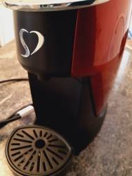 Título do anúncio: Cafeteira Espresso Tres Touch Vermelha 3 Corações Seminova