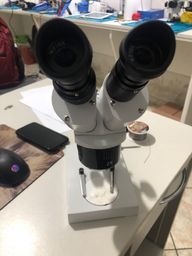 Título do anúncio: Microscópio binocular