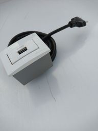 Título do anúncio: Bivolt 110/220 Carregador USB de parede 2A 5VDC 