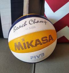 Título do anúncio: Bola Volei De Praia Mikasa Vls300 Usada