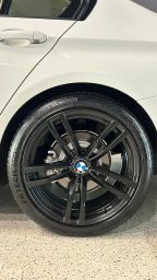 https://img.olx.com.br/thumbs256x256/10/100604490010636.jpg
