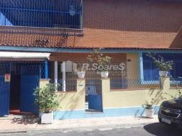 Título do anúncio: Apartamento com 4 Quartos na Tijuca, General Roca.