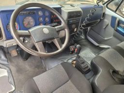 https://img.olx.com.br/thumbs256x256/10/101542500549968.jpg