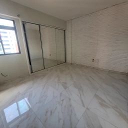 https://img.olx.com.br/thumbs256x256/10/102525628857514.jpg