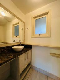 https://img.olx.com.br/thumbs256x256/10/102597289599101.jpg