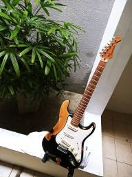 Título do anúncio: Guitarra Samick coreana vintage anos 80 para quem curt uma velha e boa strato!!
