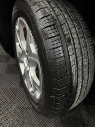 https://img.olx.com.br/thumbs256x256/10/104684190618810.jpg