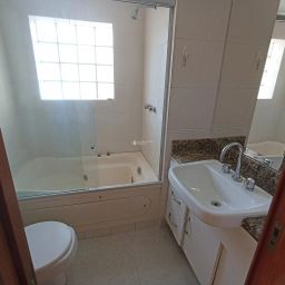 https://img.olx.com.br/thumbs256x256/10/105549407000981.jpg