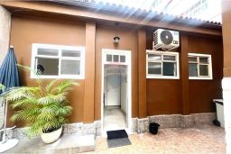 https://img.olx.com.br/thumbs256x256/10/106526757892730.jpg