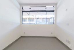 https://img.olx.com.br/thumbs256x256/10/106537761930864.jpg