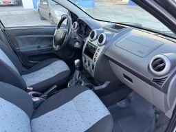 https://img.olx.com.br/thumbs256x256/10/106607453459813.jpg