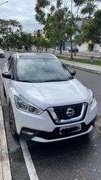 Título do anúncio: Nissan Kicks SV 2018 Todas as revisões na concessionária